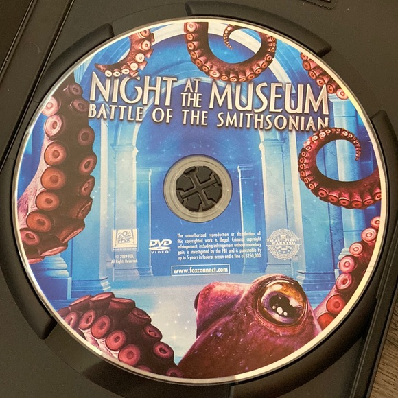 Night At The Museum (Battle Of The Smithsonian ) PG/ DVD - Picture 3 of 3